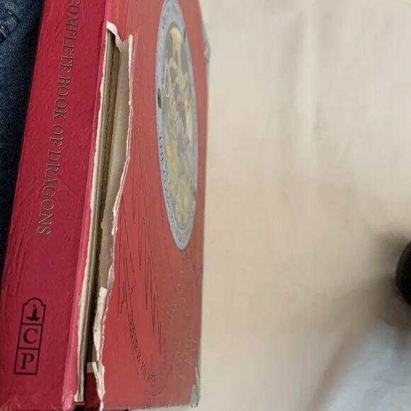 Dragonology The Complete Book Dragons Red Book Species History Behavior Taming - Picture 11 of 12